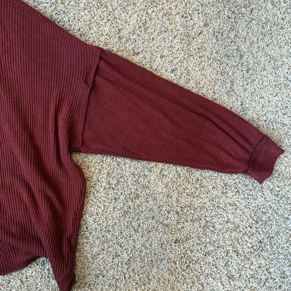 BKE Buckle Brushed Knit Ribbed Turtleneck Red Rust Color Size Small Open Back - Picture 6 of 11